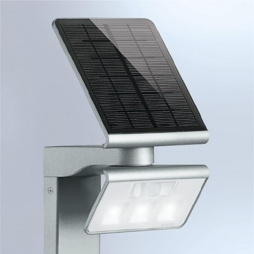 STEINEL 671211 - Светодиодный прожектор на солнечной батарее с датчиком XSolar GL-S 0,5W/LED серебристый IP44 2500 mAh