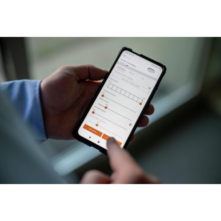 Steinel 067700 - Светодиодный потолочный светильник с регулированием яркости и датчиком RS PRO R10 PLUS SC 8,5W/230V IP40 4000K