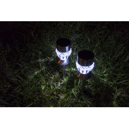 Светодиодная лампа на солнечной батарее CRYSTAL 2xLED-RGB/0,02W/1xAAA матовый хром