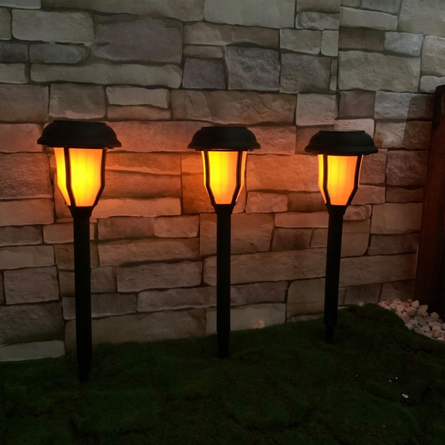 Светодиодная лампа на солнечной батарея с датчиком освещенности LED/2V IP44