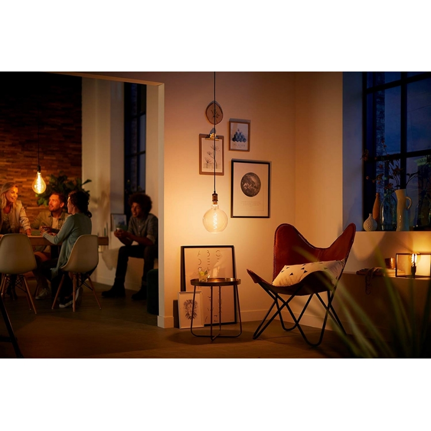 Светодиодная лампочка Philips E27/5W/230V 2000K - VINTAGE