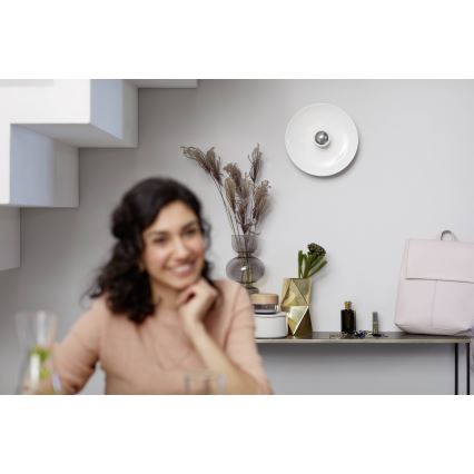 Светодиодная лампочка с зеркальной сферической колбой DECO Philips P45 E14/4W/230V 2700K