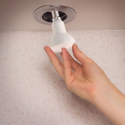 Светодиодная лампочка SAMSUNG CHIP R39 E14/2,9W/230V 6500K