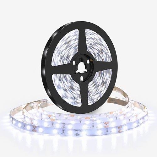 Светодиодная лента LED/50W/12V 5 м холодный белый