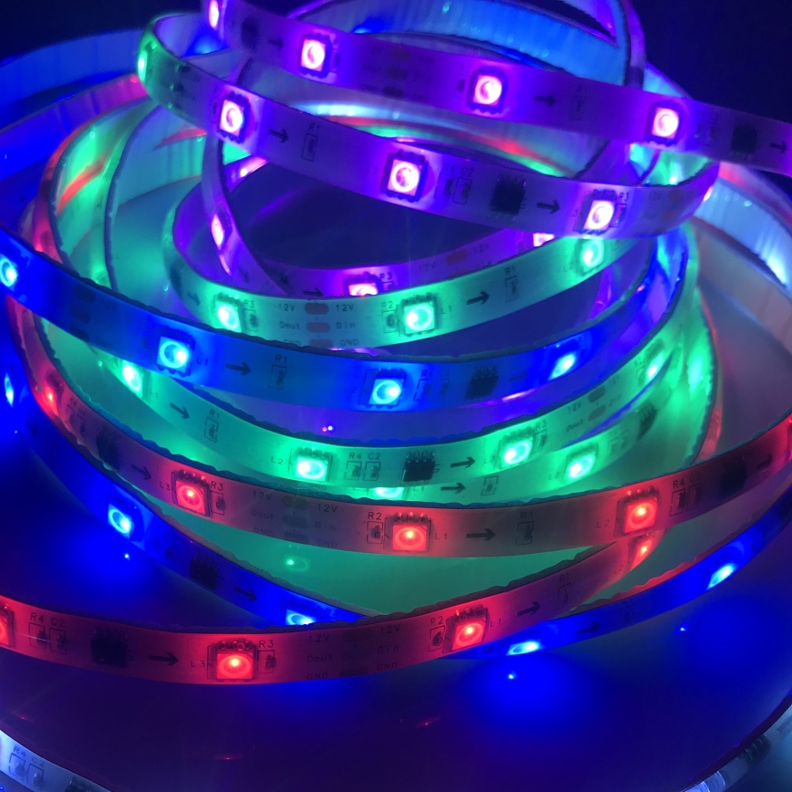 Светодиодная RGB-лента с регулированием яркости MAGIC 2 м LED/12W/230V + пульт ДУ