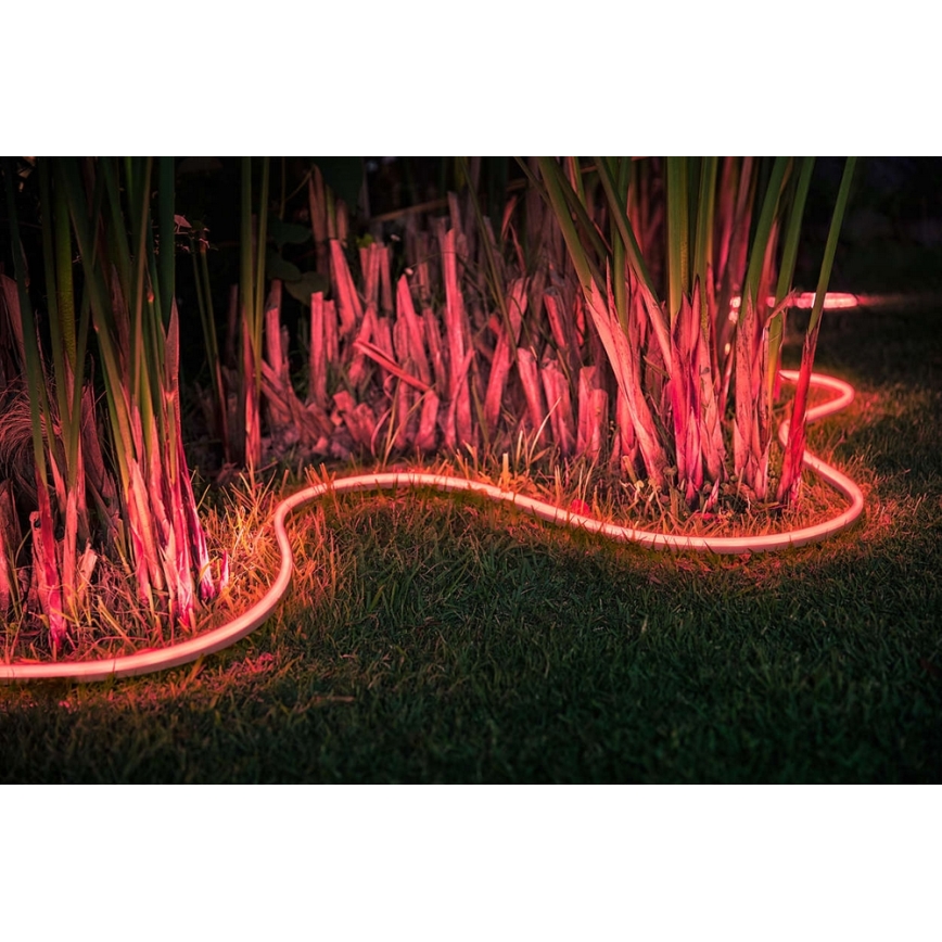 Светодиодная RGBW-лента с регулированием яркости Philips Hue OUTDOOR STRIP LED/20,5W 2 м IP67