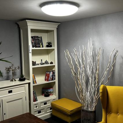 Светодиодный диммируемый потолочный светильник LED/48W/230V 2700-6500K Wi-Fi Tuya + пульт ДУ