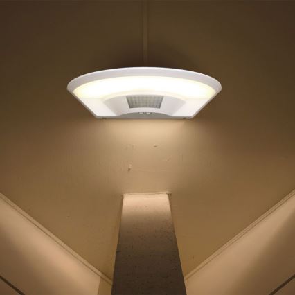 Светодиодный настенный светильник для ванной комнаты с датчиком SAMSUNG CHIP LED/10W/230V 4000K IP54 белый