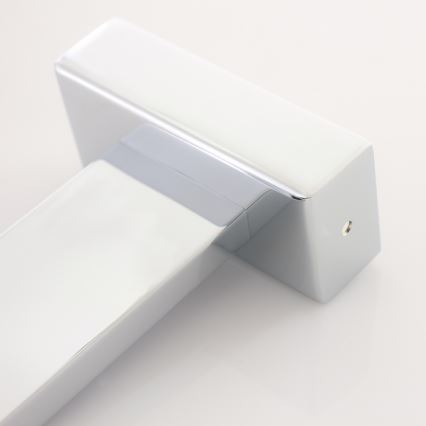 Светодиодный настенный светильник для ванной комнаты SHINE LED/7W/230V 300x120 IP44