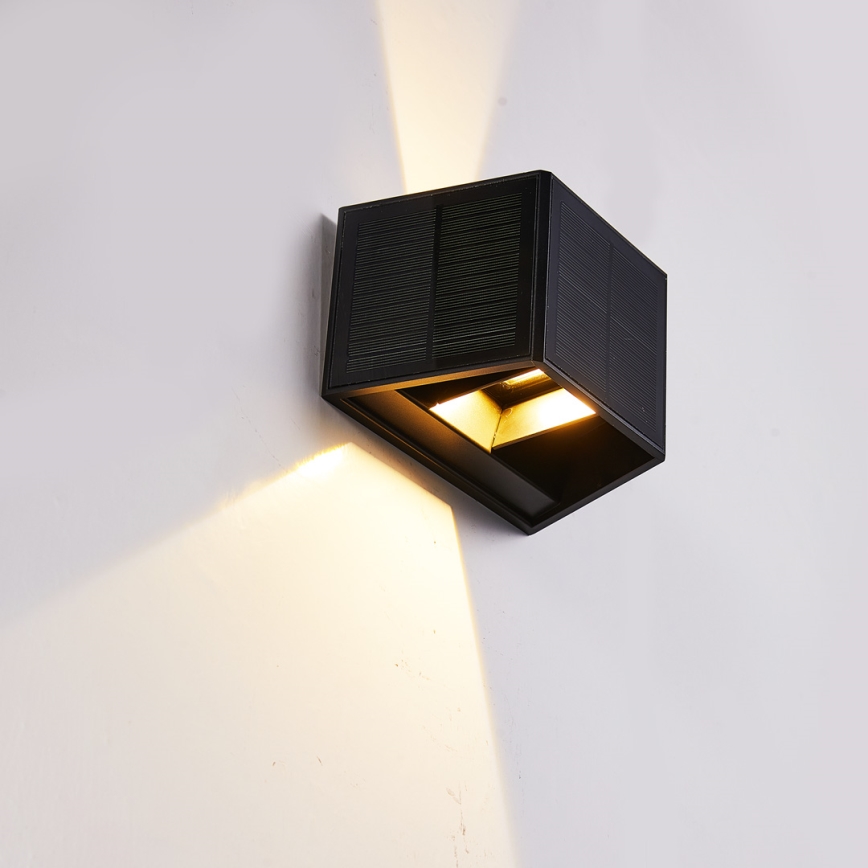 Светодиодный настенный светильник на солнечной батарее WINGS LED/2W/1200 mAh 3,7V 3000K IP54 черный