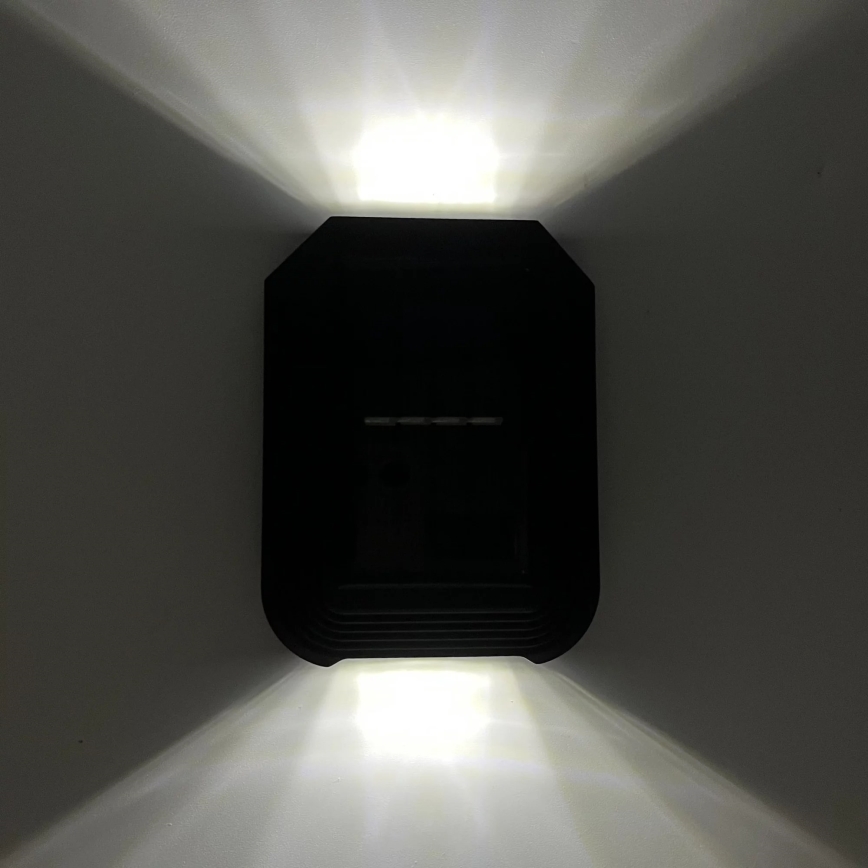 Светодиодный настенный светильник на солнечной батарее LUCE LED/1,2V 400 mAh IP44