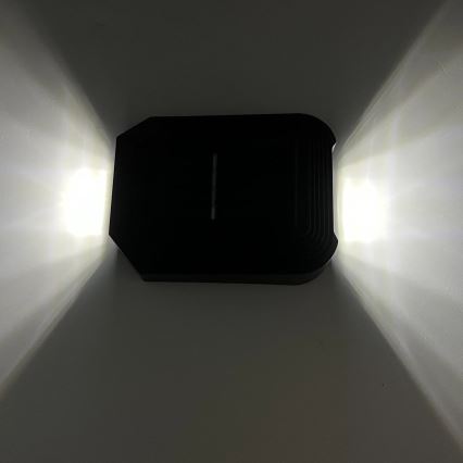 Светодиодный настенный светильник на солнечной батарее LUCE LED/1,2V 400 mAh IP44