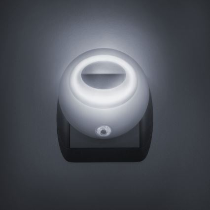 Светодиодный навигационный светильник в розетку с датчиком LED/1W/230V белый
