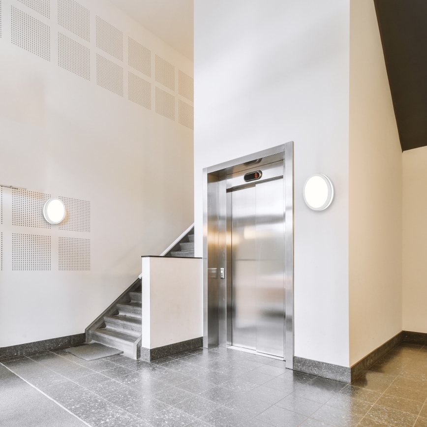 Светодиодный потолочный светильник для ванной с датчиком LED/12 Вт/230 В 3000/4000/6500K IP65 диаметр 20 см белый + пульт дистанционного управления