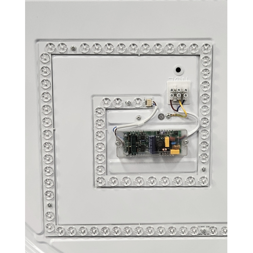 Светодиодный потолочный светильник с регулированием яркости VENTA LED/60W/230V 2700-6500K диаметр 58 см + дистанционное управление