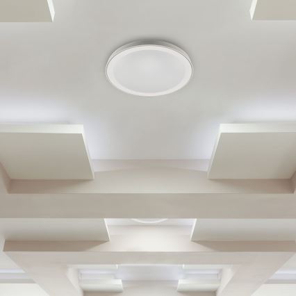 Светодиодный потолочный светильник с регулированием яркости LED/40W/230V 3000K/4000K/6500K + дистанционное управление