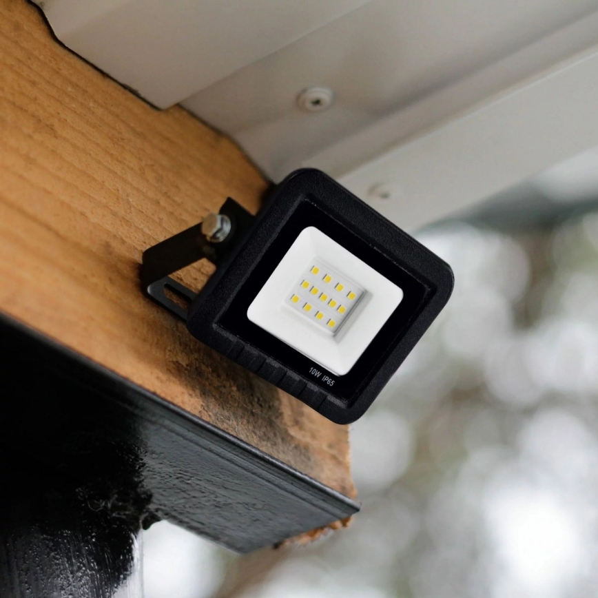 Светодиодный прожектор LED/10W/230V 6500K IP65