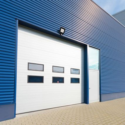 Светодиодный прожектор с датчиком LED/30W/230V IP65