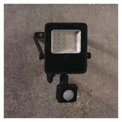 Светодиодный прожектор с датчиком VISIO LED/10W/230V 4000K IP65