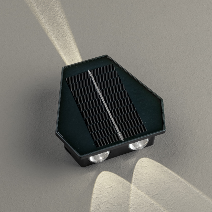 Светодиодный солнечный настенный светильник с датчиком LED/2W/5V IP54 1300 мАч