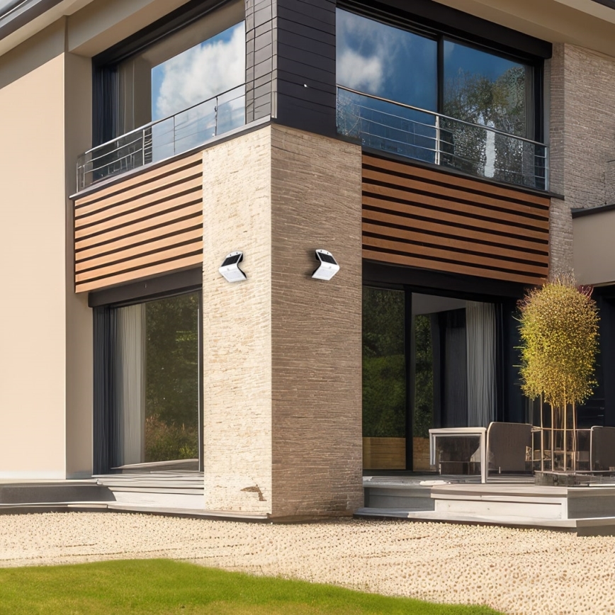 Светодиодный светильник на солнечной батарее с датчиком движения и освещенности LED/3,2W/2000 mAh 3,7V IP65