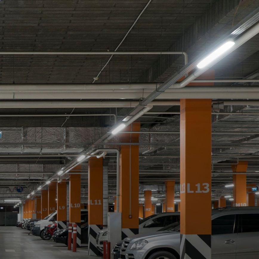 Светодиодный технический люминесцентный светильник с датчиком  X-SERIES LED/36W/230V 6500K 120 см IP65