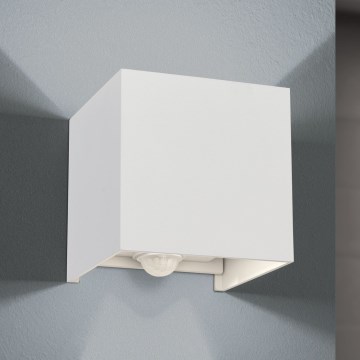 Светодиодный уличный настенный светильник с датчиком движения и сумерек CUBE-S LED/13W/230V IP54 белый