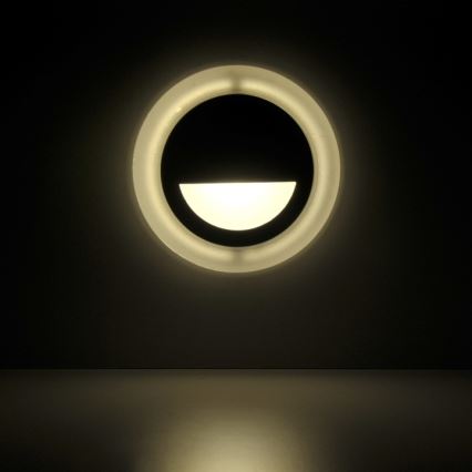 Светодиодный уличный светильник для подсветки лестницы Q4 LED/3W/230V IP44