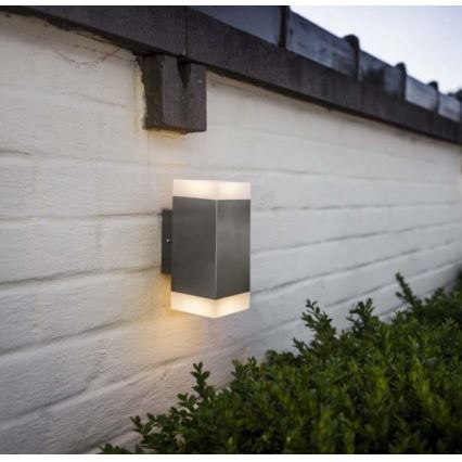 Светодиодный уличный настенный светильник 2xLED/4W/230V IP44