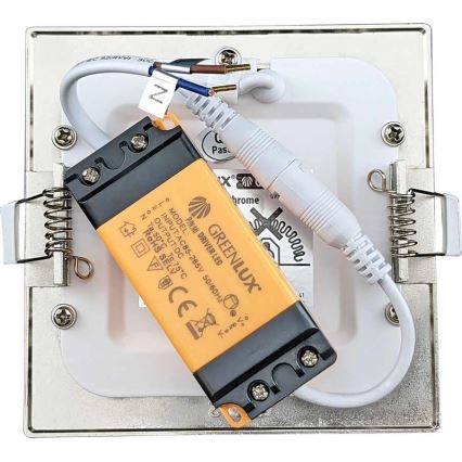 Светодиодный встроенный светильник для ванной комнаты VEGA LED/6W/230V 2800K 11,8 см IP44