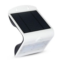 Светодиодный настенный светильник на солнечной батарее с датчиком LED/3W/3,7V 3000/4000K IP65 белый