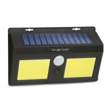 Светодиодный настенный светильник с датчиком на солнечной батарее 2xLED/2,5W/5,5V IP65