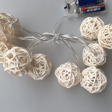 Світлодіодна декоративна гірлянда RATTAN BALLS LED/2xAA