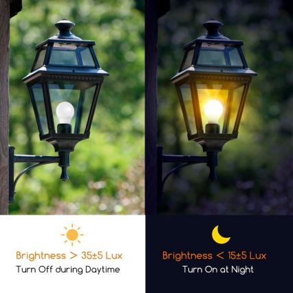 Світлодіодна лампа з датчиком сутінок ECOLINE A60 E27/12W/230V 3000K - Brilagi