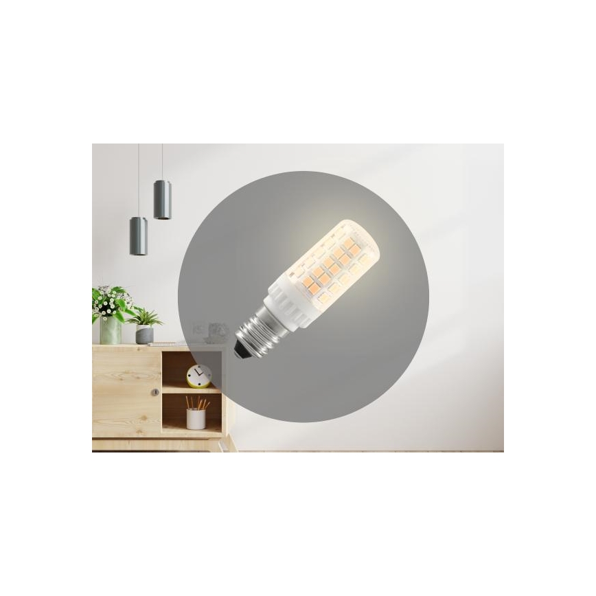 Світлодіодна лампочка E14/4,5W/230V 2800K