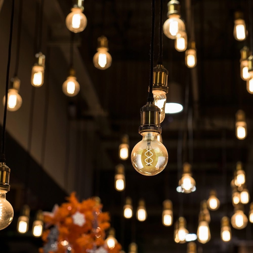 Світлодіодна лампочка FILAMENT G125 E27/5W/230V 1800K