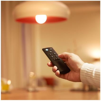 Світлодіодна RGBW лампочка з регулюванням яскравості A60 E27/8,5W/230V 2200-6500K  CRI 90 Wi-Fi + пульт дистанційного керування - WiZ