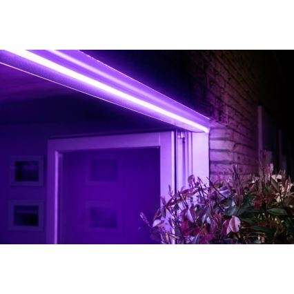 Світлодіодна RGBW стрічка з регулюванням яскравості Philips Hue OUTDOOR STRIP LED/20,5W 2м IP67