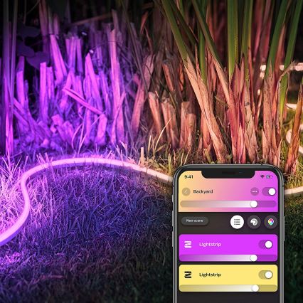 Світлодіодна RGBW стрічка з регулюванням яскравості Philips Hue OUTDOOR STRIP LED/20,5W 2м IP67