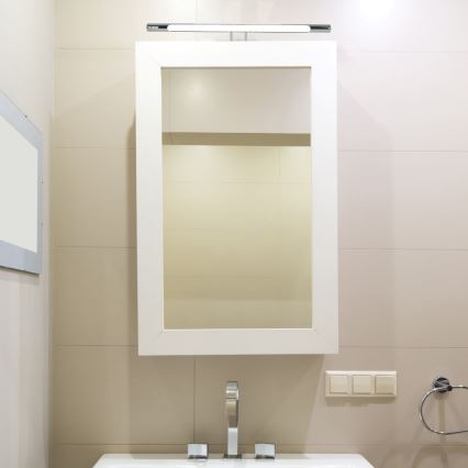 Світлодіодне освітлення дзеркала LED/13W/230V 3000K 64см хром