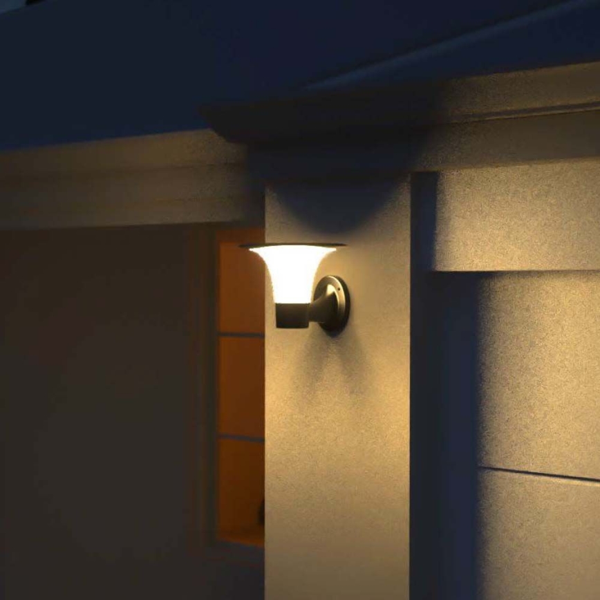 Світлодіодний настінний світильник з датчиком на сонячній батареї LED/15W/3,2V 4000K/6000K IP65
