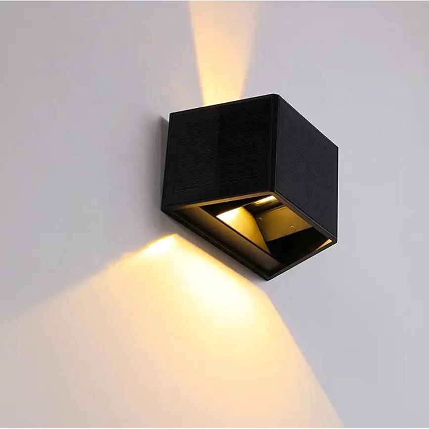 Світлодіодний настінний світильник з датчиком на сонячній батареї LED/2W/5V IP54 1300 mAh