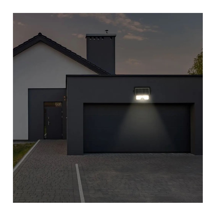 Світлодіодний прожектор з датчиком на сонячній батареї LED/5W/3,7V IP65 4000K 3000 mAh