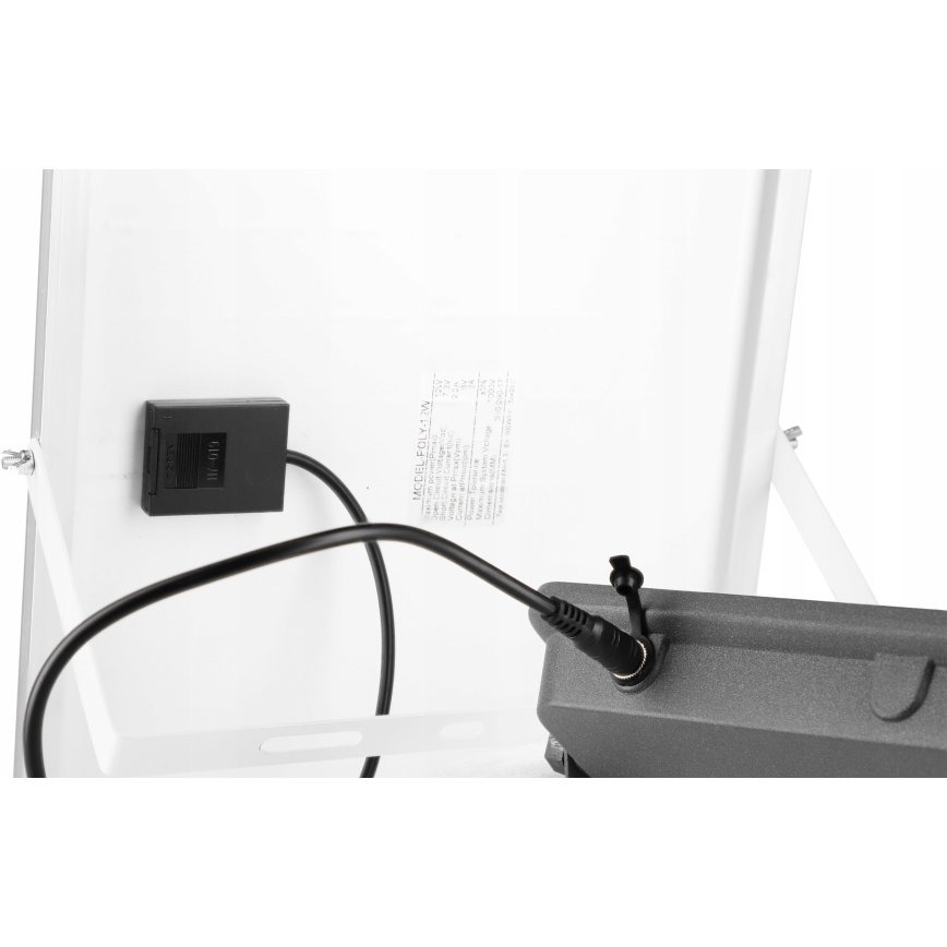 Сонячний LED-прожектор з регулюванням яскравості LED/100W/3,2V 5000K 10500 mAh IP65 чорний + пульт дистанційного керування