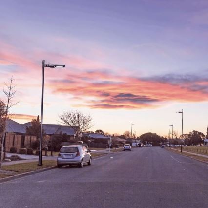 Світлодіодний сонячний вуличний ліхтар із сенсором LED/40W/9,6V IP65 6000K 12000 mAh + дистанційне керування