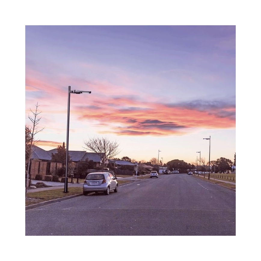 Світлодіодний сонячний вуличний ліхтар із сенсором LED/40W/9,6V IP65 6000K 12000 mAh + дистанційне керування