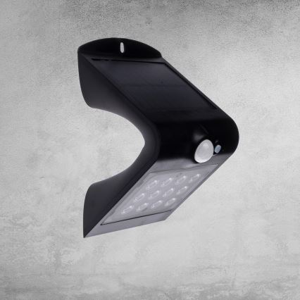 Світлодіодний світильник на сонячній батареї з датчиком руху LED/1,5W/1200 mAh 3,7V IP65