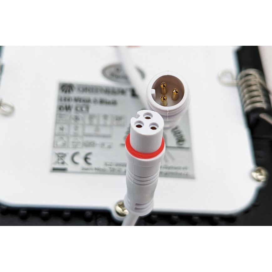 Світлодіодний вбудований світильник VEGA LED/12W/230V 2900/3900/5800K 17,5x17,5 см чорний