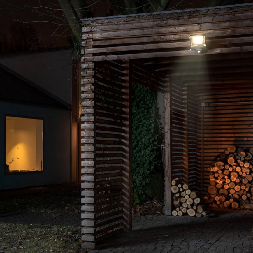 LED-прожектор для зовнішнього використання з датчиком руху та датчиком сутінків LED/100W/230V 4500K IP65 чорний