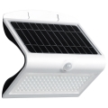 Світлодіодний світильник на сонячній батареї з датчиком руху LED/6,8W/4000 mAh 3,7V IP65